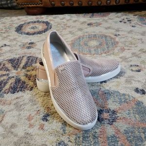 ♡♡Michael Kors Blush Pink Suede & Patent Slip-on♡♡
